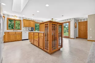 N1180 County Rd EE, Redgranite, WI 54970 - Photo 14