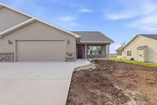 340 Twilight Trail, Fond du Lac, WI 54937 - Photo 1