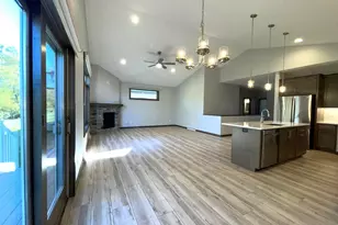 2592 Farmington Wy, Suamico, WI 54313 - Photo 14