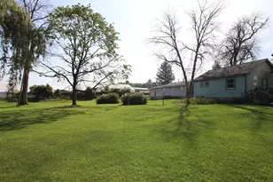 542 Hill St, Green Lake, WI 54941 - Photo 28