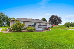 W2227 Redwood Dr, Pulaski, WI 54162 - Photo 62