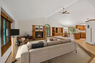 3081 Big Timber Cir, Suamico, WI 54313 - Photo 6