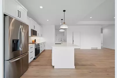 4001 Antwerp Avenue, Howard, WI 54313 - Photo 14