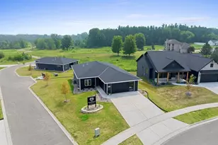 4001 Antwerp Ave, Howard, WI 54313 - Photo 2