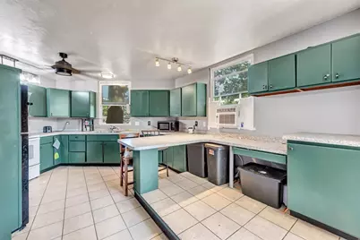856 Alpine Drive, Green Bay, WI 54311 - Photo 2