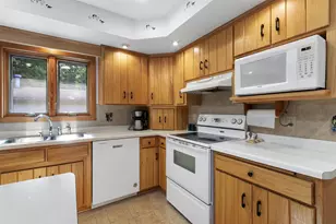 15789 Hickory Ln, Mountain, WI 54149 - Photo 6