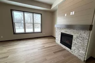 N9281 Breezy Way, Appleton, WI 54915 - Photo 8