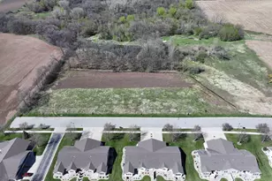 1373 Eastwind Ln, Fond du Lac, WI 54937 - Photo 2