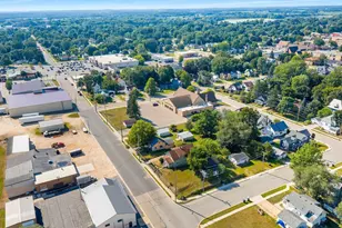 208 E Maurer St, Shawano, WI 54166 - Photo 14