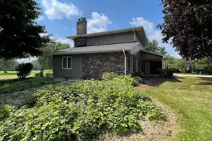 3076 Inverness Ln, New Franken, WI 54229 - Photo 6