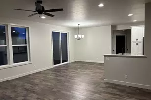 1743 Legacy Ln, Neenah, WI 54956 - Photo 4