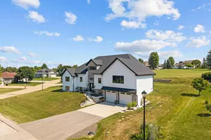 N536 Robinhood Dr, Sherwood, WI 54169 - Photo 4