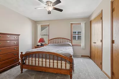 2513 Bishops Lane, Neenah, WI 54956 - Photo 10