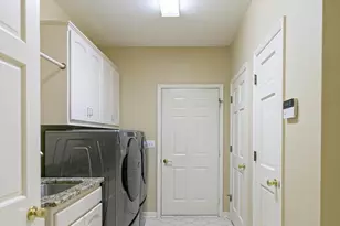 1055 Timber Run Dr, Neenah, WI 54956 - Photo 34