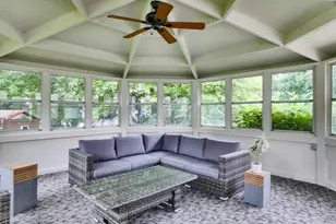 2031 Bradbury Ln, Green Bay, WI 54313 - Photo 8