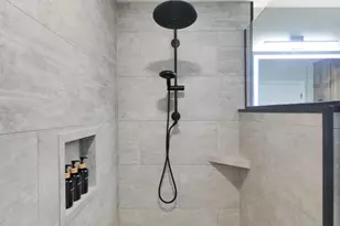 2031 Bradbury Ln, Green Bay, WI 54313 - Photo 14