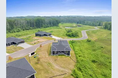 4001 Antwerp Avenue, Howard, WI 54313 - Photo 4