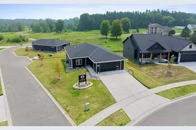 4001 Antwerp Avenue, Howard, WI 54313 - Photo 2