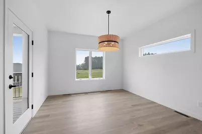 4001 Antwerp Avenue, Howard, WI 54313 - Photo 8