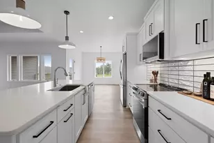 4001 Antwerp Ave, Howard, WI 54313 - Photo 6