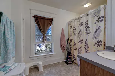 85 E Johnson Street, Fond du Lac, WI 54935 - Photo 12