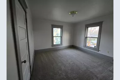 85 E Johnson Street, Fond du Lac, WI 54935 - Photo 8