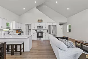 W5070 W Long Lake Rd, Waupaca, WI 54981 - Photo 14