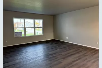 N9330 Gemstone Court, Appleton, WI 54915 - Photo 6