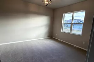 N9330 Gemstone Ct, Appleton, WI 54915 - Photo 8