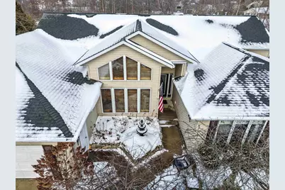 3718 Westwood Lane, Manitowoc, WI 54220 - Photo 2