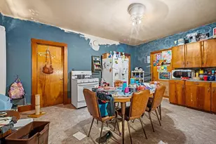 1013 Waugoo Ave, Oshkosh, WI 54901 - Photo 18