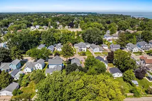 1013 Waugoo Ave, Oshkosh, WI 54901 - Photo 8