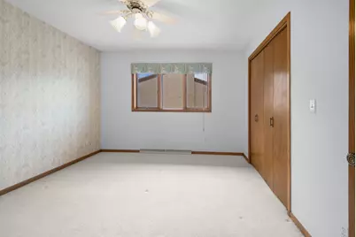 3401 N Fiesta Drive, Appleton, WI 54911 - Photo 10