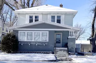 222 S Chestnut Ave, Green Bay, WI 54303 - Photo 1