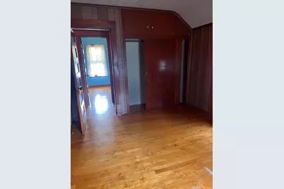 23 E Nevada Avenue, Oshkosh, WI 54901 - Photo 14