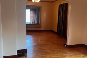 23 E Nevada Ave, Oshkosh, WI 54901 - Photo 4