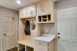 2753 Summerset Cir, Suamico, WI 54173 - Photo 28