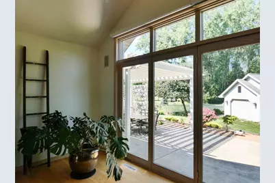 2753 Summerset Circle, Suamico, WI 54173 - Photo 8