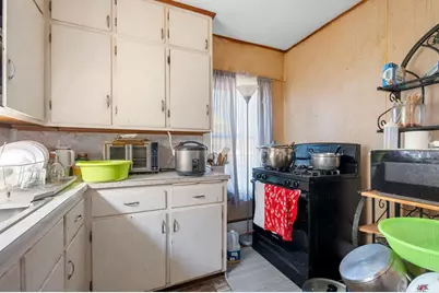 76 W Bank Street, Fond du Lac, WI 54935 - Photo 12