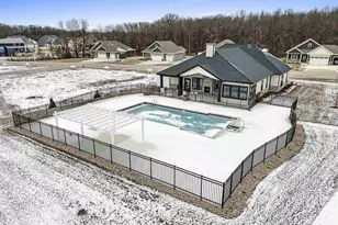 895 Black Swan Dr, Menasha, WI 54153 - Photo 72