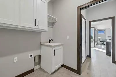 895 Black Swan Drive, Menasha, WI 54153 - Photo 38