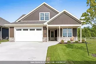 895 Black Swan Dr, Menasha, WI 54952 - Photo 1