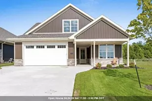 895 Black Swan Dr, Menasha, WI 54952 - Photo 1