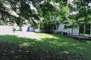 2055 S Tanager Ln, Suamico, WI 54313 - Photo 58