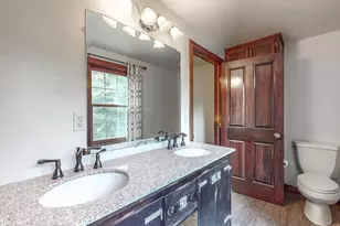 2055 S Tanager Ln, Suamico, WI 54313 - Photo 38