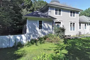 2055 S Tanager Ln, Suamico, WI 54313 - Photo 2