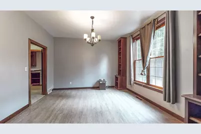 2055 S Tanager Lane, Suamico, WI 54313 - Photo 10