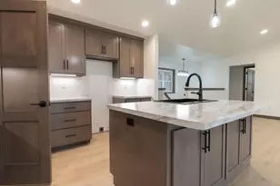 3715 Westpoint Rd, Suamico, WI 54313 - Photo 4