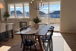 2973 Georgetown Pl, Menasha, WI 54952 - Photo 4