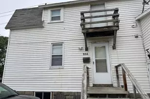 914 N Van Buren St, Green Bay, WI 54302 - Photo 6